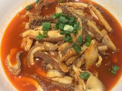 -老湖南民间菜·牛肉十八炒(花都店)