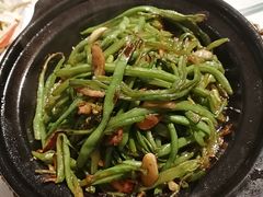 -阿三鱼头泡饼·家常菜