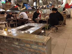 -马路牙子烧烤音乐酒馆(望京店)