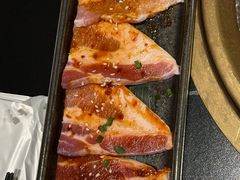 -山川小町·极番烧肉(新地假日广场店)