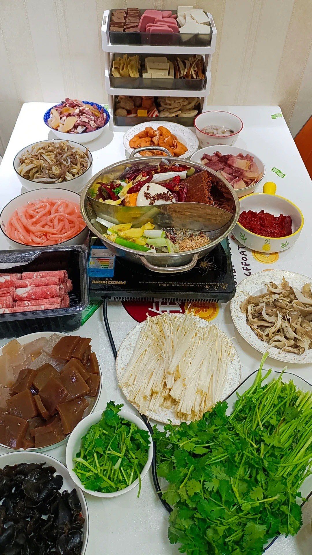 自己在家煮火锅成本也挺高