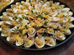 铁板花甲-食爺炭炉鸡煲·烧烤