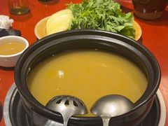 -菌之家·专业纯野生菌火锅·特色炒菌