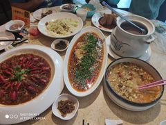 -铜锣湾·有麝自然香(重庆新天地店)