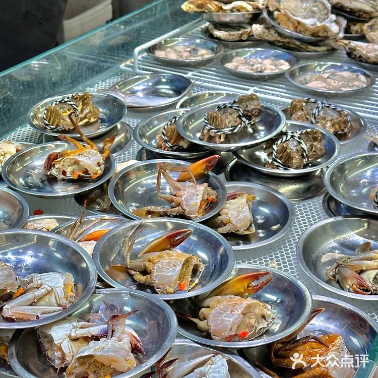 富贵请向前!王富贵会惩罚每一个不来吃的人!