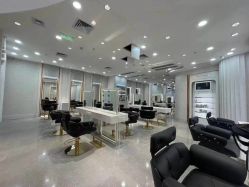 -Kraemer Paris  苏豪路易士·嘉玛发廊
