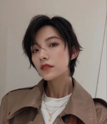-蘑菇发型