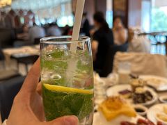 -东方红海鲜百汇(国际大厦店)
