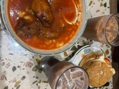 番茄浓汤鸡翅猪扒米线-华嫂冰室(尖沙咀店)