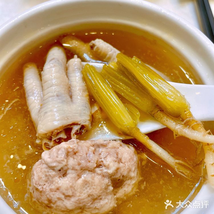 【获奖无数】清心鸡的白切鸡和红烧乳鸽究竟有几好味?