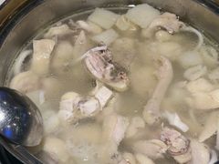-烹然四季椰子鸡火锅(姚家园万象汇店)