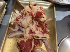 -围炉肉舍•炭烤活鳗•丹东海鲜烤肉(步行街店)