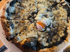 黑松露披萨-IL TEATRO 精品意大利餐厅