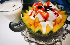 Passion Honeydew Yogurt Bowl