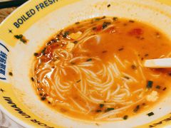 -粉小主·贵州酸汤牛肉粉(南京仙林金鹰店)