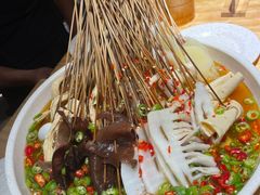藤椒味钵钵鸡-嘉州叶婆婆钵钵鸡(建设路店)