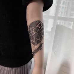 -明星刺青·洗纹身