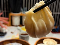 -馋三尺蟹粉小笼(人民广场店)