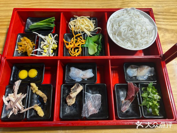勺子米线·云南传统小吃市集(四方街店)图片