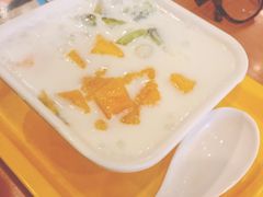 -满记甜品(日月光二店)