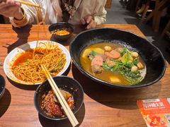 -万记麻辣烫国展总店