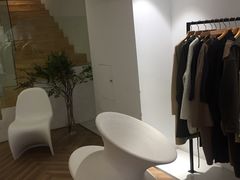 -证大大拇指广场(芳甸路店)