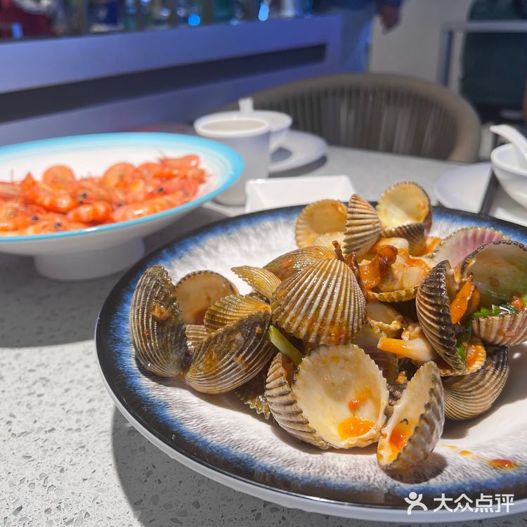 寻找三亚最正宗卫生的新鲜海鲜城