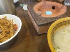 -富正毅三下锅·湘西韵味(天门山索道店)
