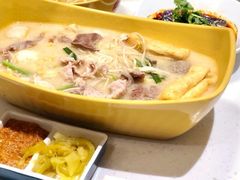 -谭仔米线(皇庭广场店)