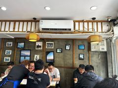 -二扁私房面馆(崂山路店)