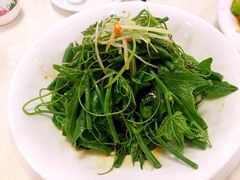 -巴依老爷新疆美食(牡丹园店)