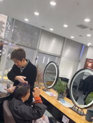 -藤野造型烫染·漂发