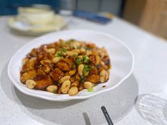 宫爆肉丁-扬州小吃(延安西路店)