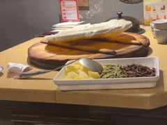-万里闯关东铁锅炖菜馆(高新旗舰店)