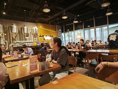 -HUZI虎滋精酿餐吧(京西大悦城店)