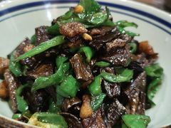 -萬家灯火·私房湘菜·22年老手艺(南岭大道店)