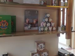 零售区-霸王茶姬(五一路店)