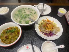-丁里羊肉小镇(天鹅湖总店)