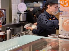 -CoCo都可(湖滨银泰店B区店)