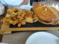-大连中远海运洲际酒店