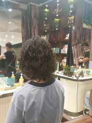 -PE SALON