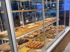-焙丽拾光(麦凯乐直营店)