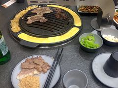 -七甲山烤肉(长白山奇石山珍根艺一条街店)