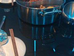 -唯爱KTV聚会餐厅(仙林东城汇店)