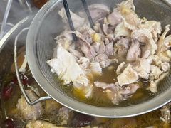 -广宁炭炉鸡煲·富临门饭店