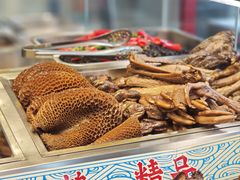 -老鼎万春卤菜(五代传承创始老店)