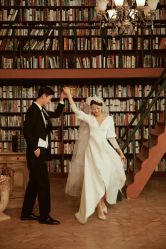 -巴黎时尚婚纱摄影(南汇店)