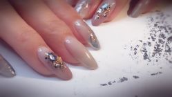 -沫儿·美甲美睫·半永久·皮肤管理