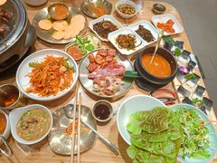 -青瓦餐厅·生鱼片·韩园烤肉(西塔店)