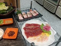 -老熟人烤肉城(马家堡店)